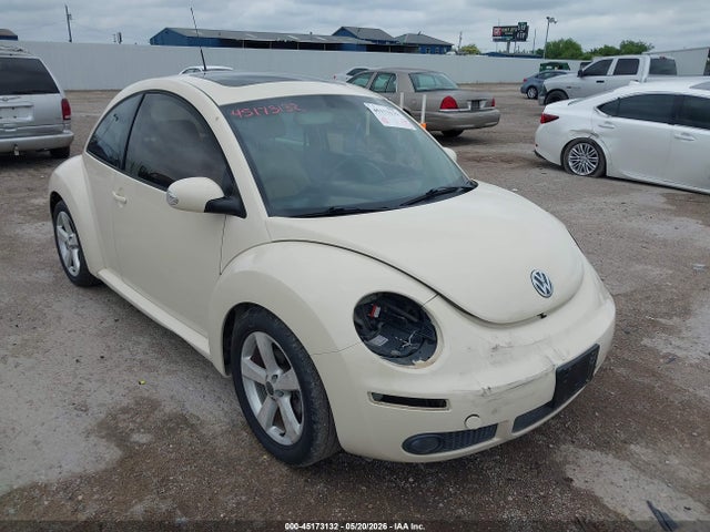Salvage Volkswagen Beetle Image
