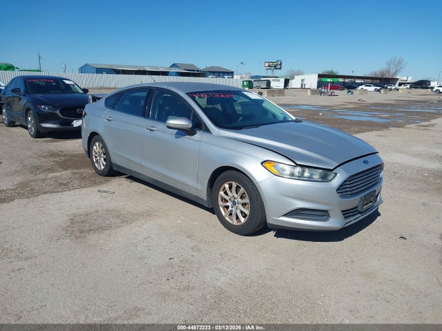 Salvage Ford Fusion Image