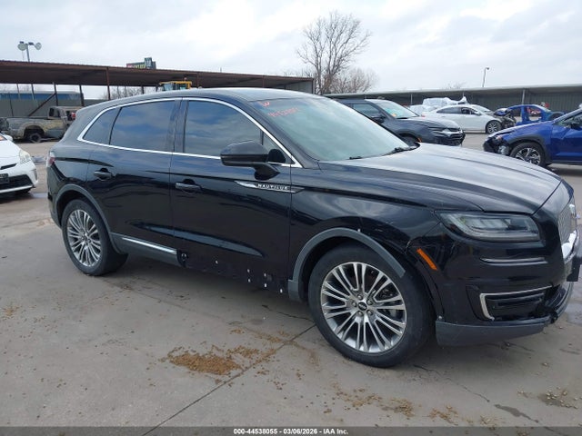 Lincoln Nautilus Standard