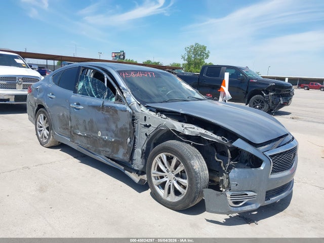 Salvage INFINITI Q70 Image