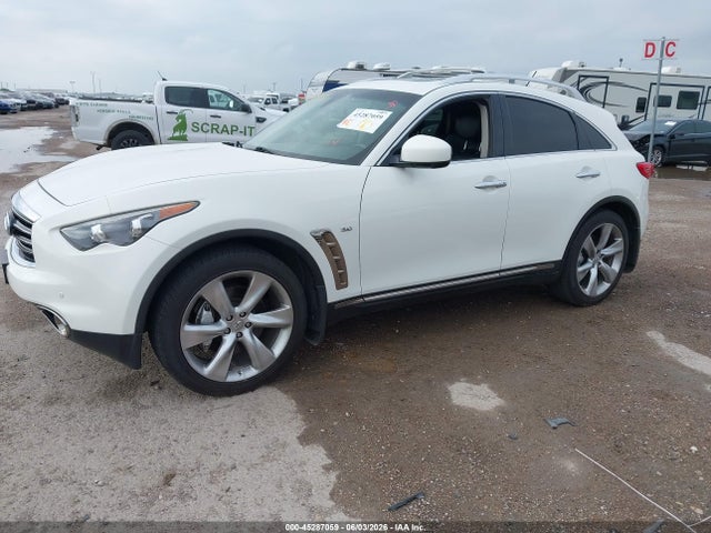 INFINITI Qx Base V8