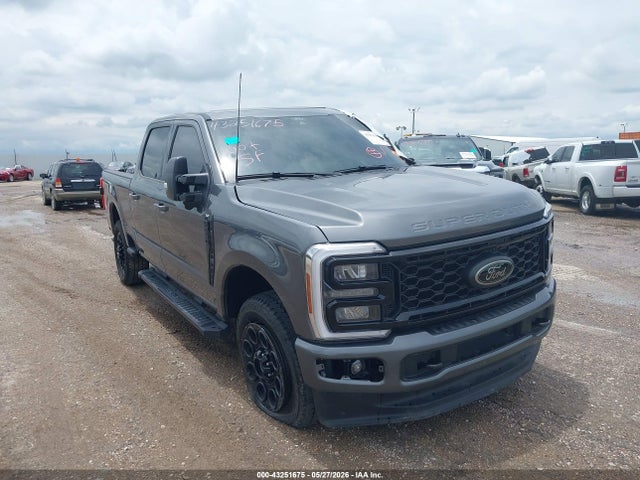 Salvage Ford F-250 Image