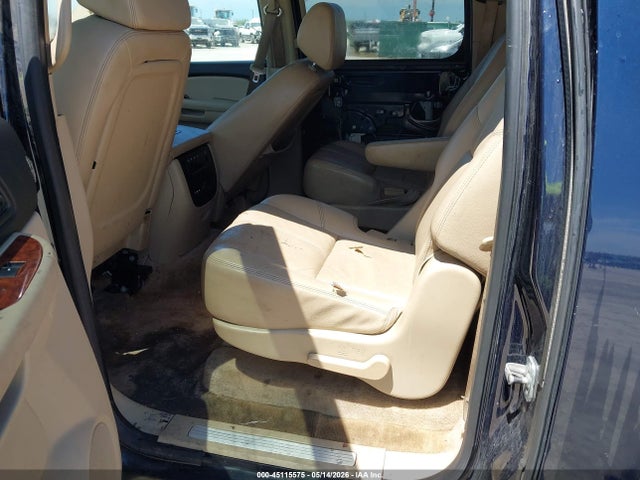 Chevrolet Suburban 1500 Ltz