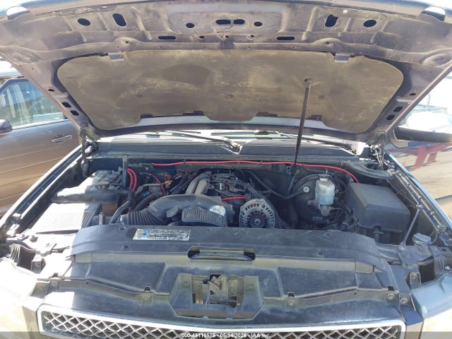Chevrolet Suburban 1500 Ltz