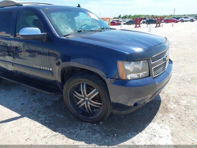 Chevrolet Suburban 1500 Ltz