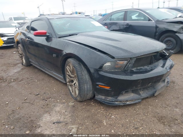 Salvage Ford Mustang Image