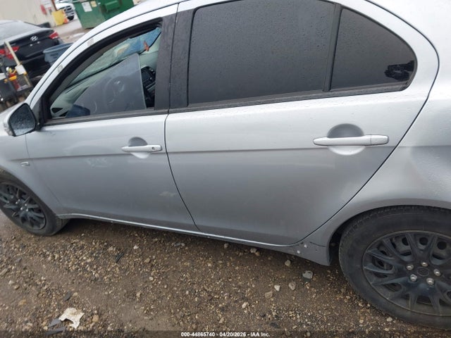 Mitsubishi Lancer Es