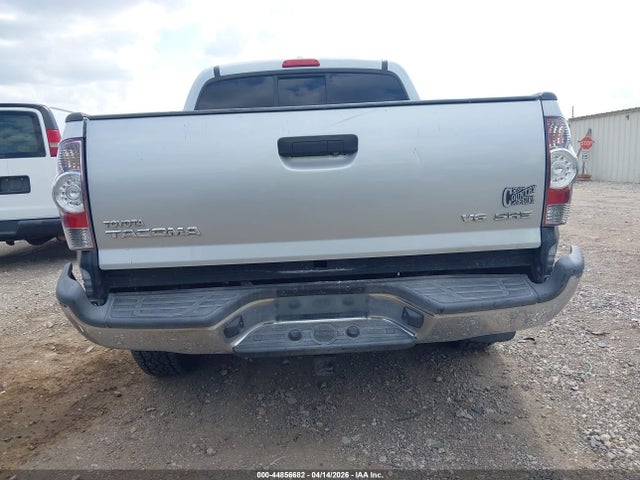 Toyota Tacoma Base V6