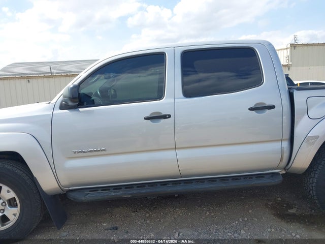 Toyota Tacoma Base V6