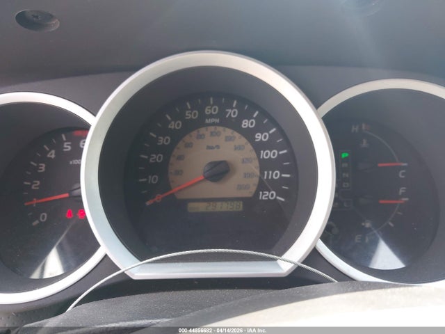 Toyota Tacoma Base V6