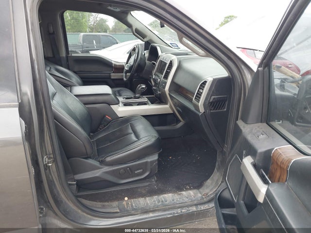 Ford F-150 Lariat