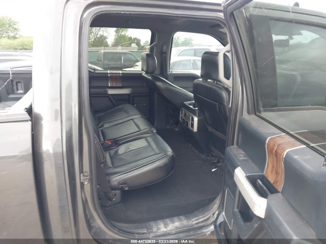 Ford F-150 Lariat