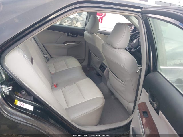 Toyota Camry Xle V6