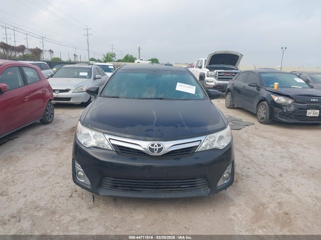 Toyota Camry Xle V6
