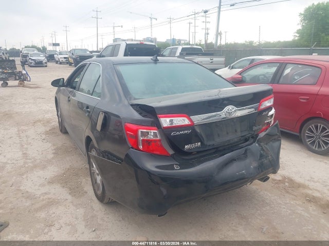 Toyota Camry Xle V6