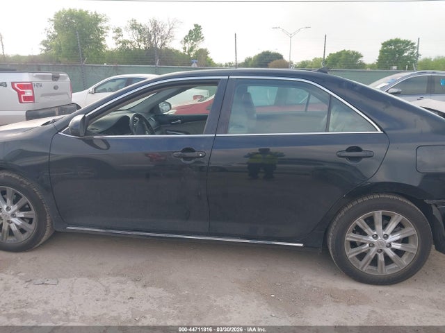 Toyota Camry Xle V6