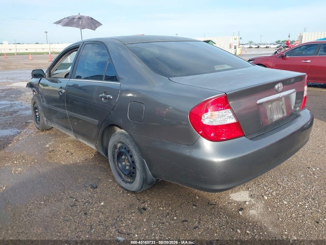 Toyota Camry Le
