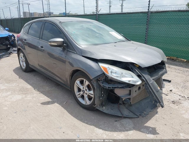 Salvage Ford Focus Image
