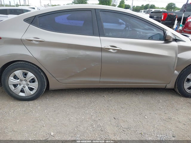 Hyundai ELANTRA Se