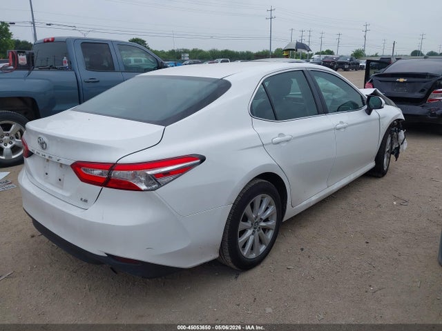 Toyota Camry Le