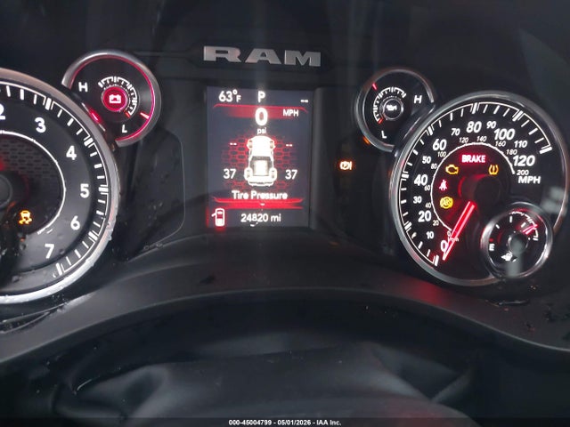 Ram 1500 Big Horn  4x4 5'7 Box