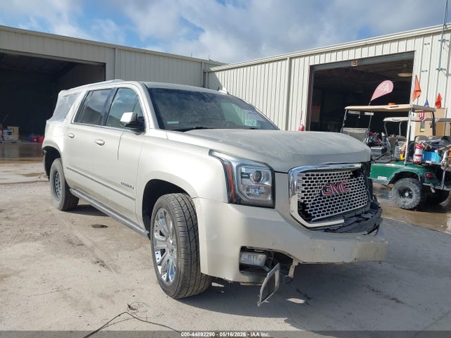 Salvage GMC Yukon Image