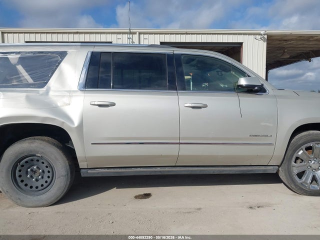 GMC Yukon Denali