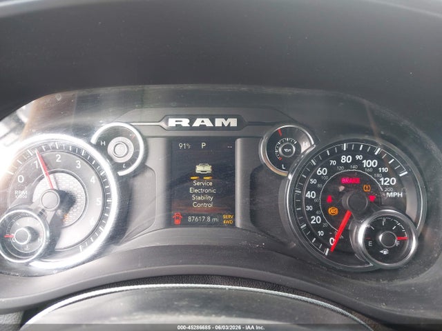 Ram 2500 Tradesman  4x4 6'4 Box