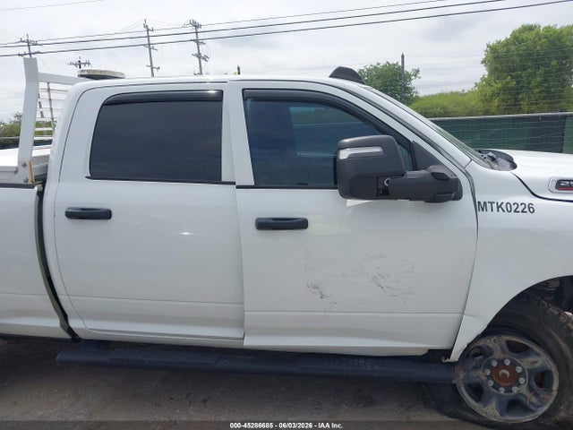 Ram 2500 Tradesman  4x4 6'4 Box