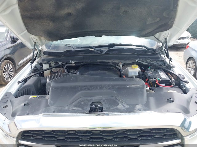 Ram 2500 Tradesman  4x4 6'4 Box