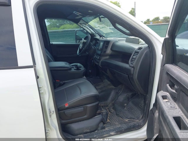Ram 2500 Tradesman  4x4 6'4 Box