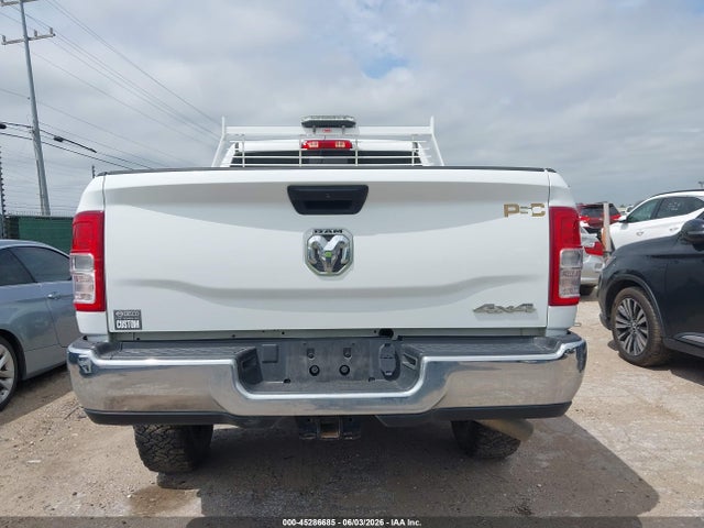 Ram 2500 Tradesman  4x4 6'4 Box