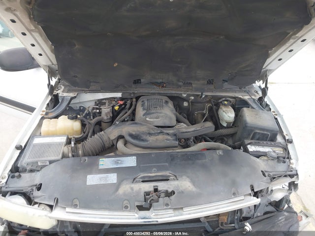 Chevrolet Suburban 1500 Ls