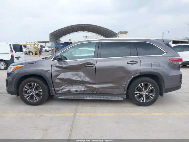 Toyota Highlander Xle V6