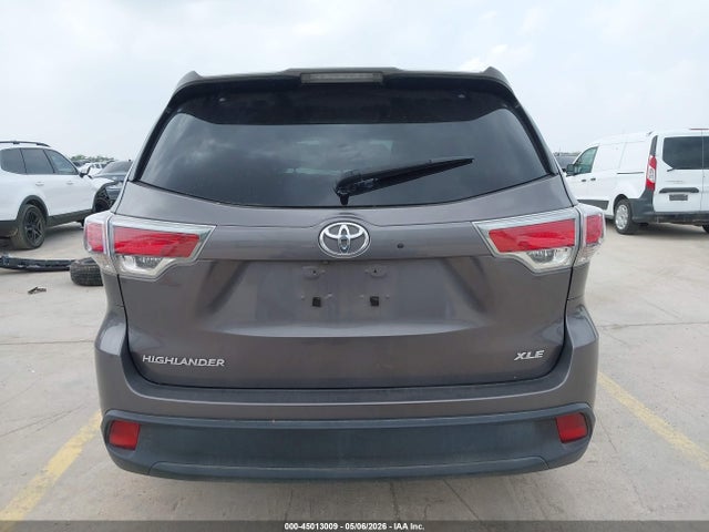 Toyota Highlander Xle V6