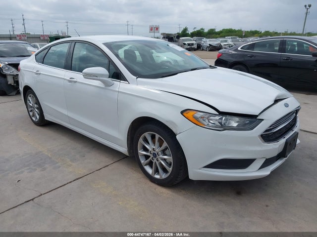 Salvage Ford Fusion Image