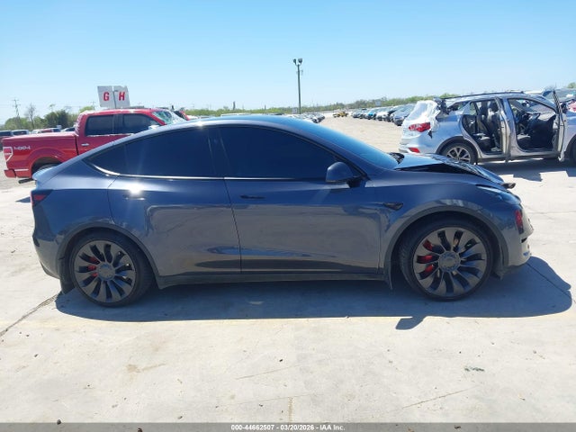 Tesla Model Y Performance Dual Motor All-wheel Drive