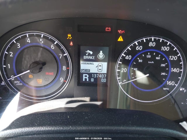INFINITI G37 Journey