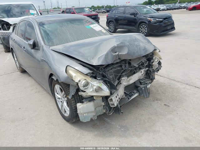 INFINITI G37 Journey