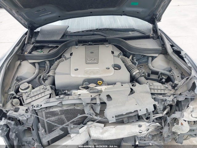 INFINITI G37 Journey