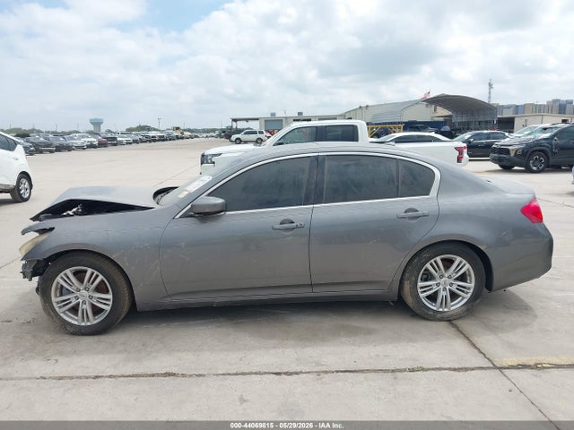 INFINITI G37 Journey