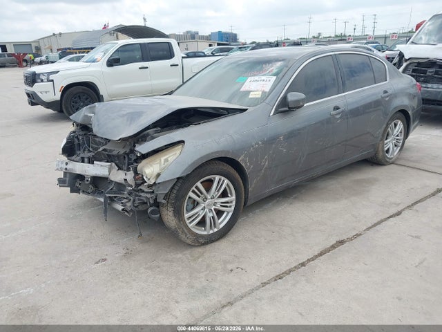 INFINITI G37 Journey
