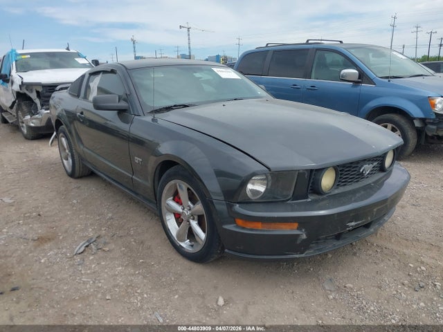 Salvage Ford Mustang Image