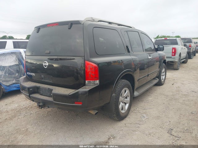 Nissan Armada Sv