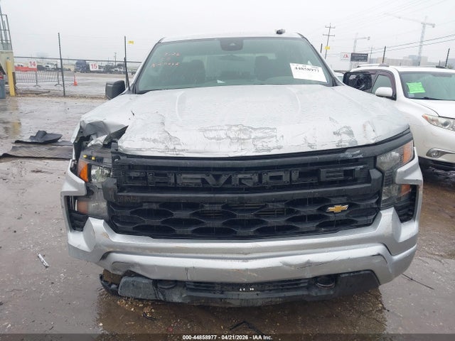 Chevrolet Silverado 1500 2wd  Short Bed Custom