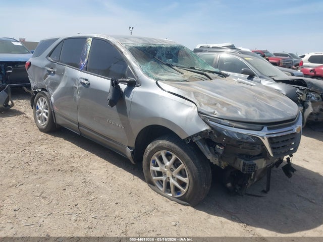 Salvage Chevrolet Equinox Image
