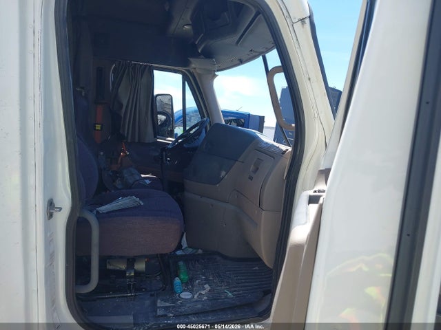 Freightliner Cascadia 125