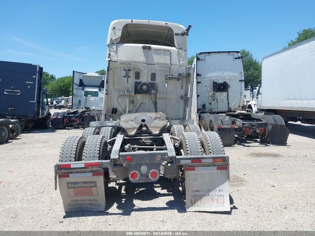 Freightliner Cascadia 125