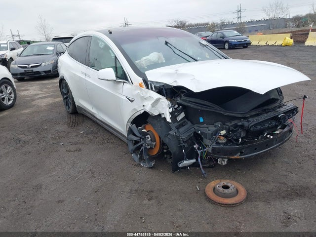 Salvage Tesla Model X Image