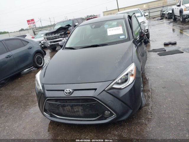 Toyota Yaris Xle